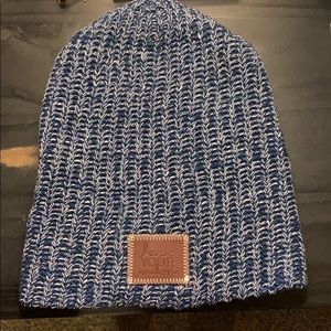 love your melon beanie. Navy and white.